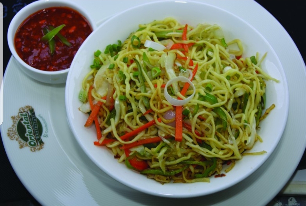 Prawns Hakka Noodles