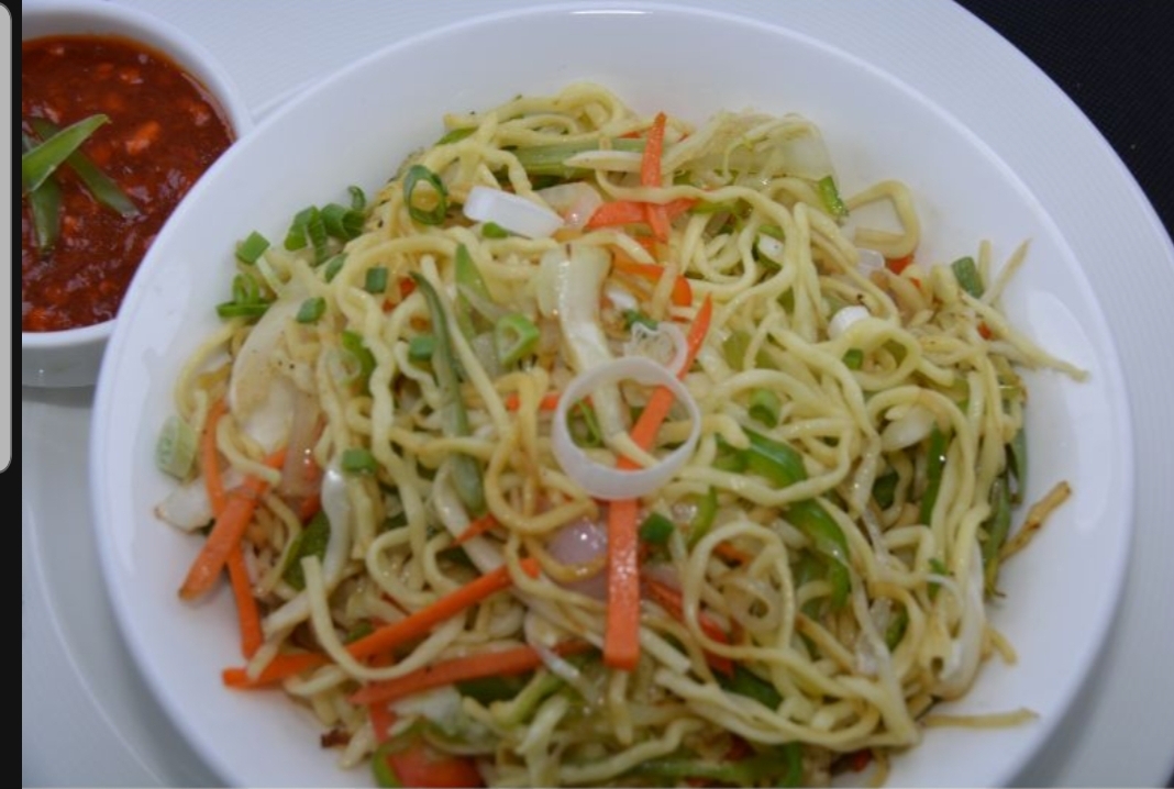 Veg Hakka Noodles